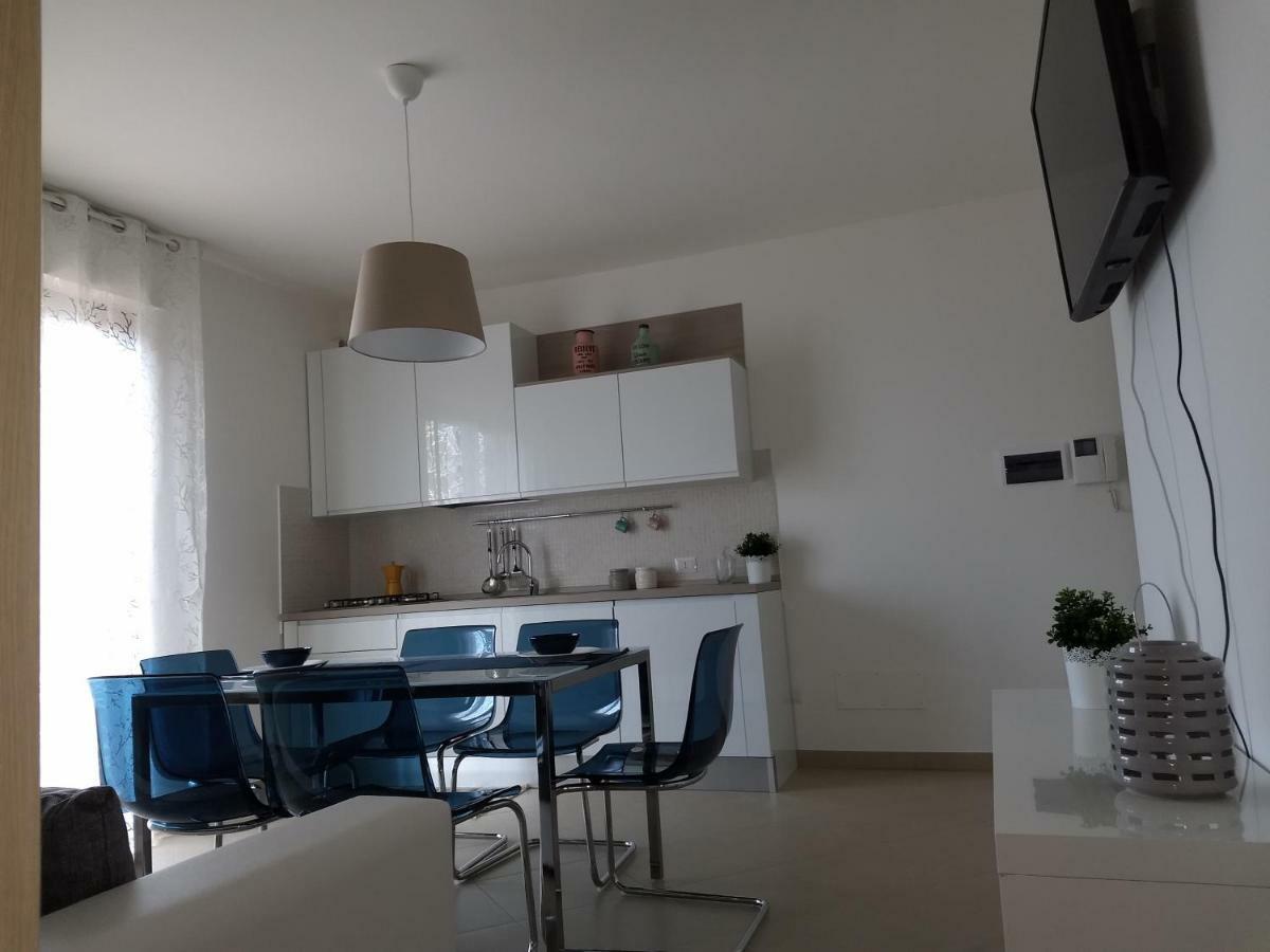 Apartamento Penthouse On The Adriatic Sea Martinsicuro Exterior foto